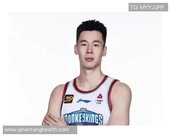 郭昊文：从篮球新星到职业生涯的璀璨之路探索与成长的故事